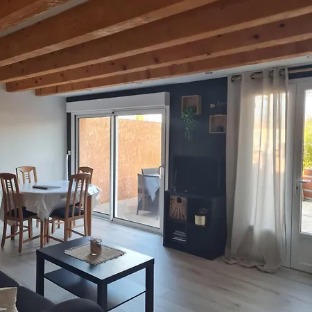 Casa de Férias Maison Classee Climatisee Proche Salagou