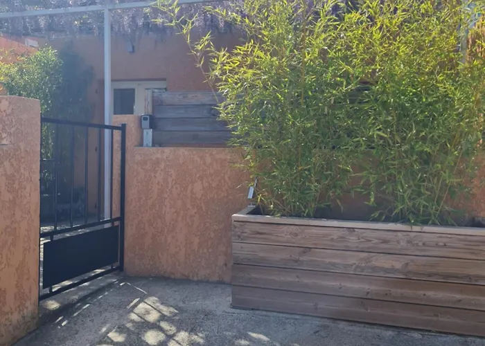 Casa vacanze Maison Classée 2 étoiles Proche Du Du Salagou *